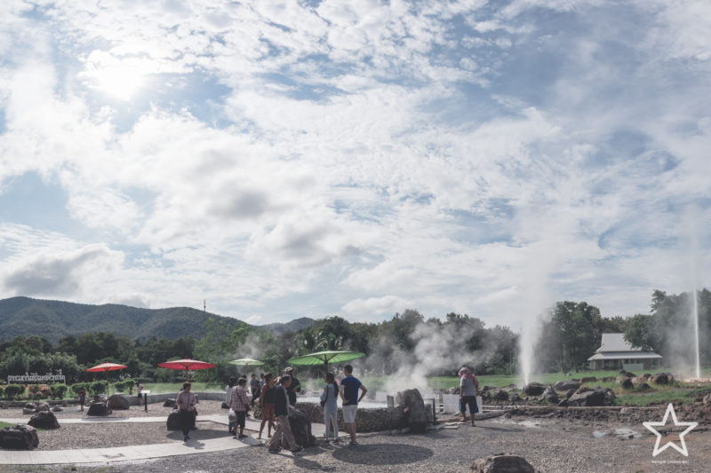 น้ำพุร้อนสันกำแพง จ.เชียงใหม่- รถเช่าดีดี