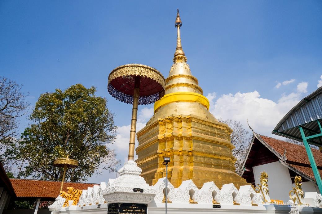 วัดพระธาตุจอมทอง จ.พะเยา- ร้านรถเช่า เชียงใหม่